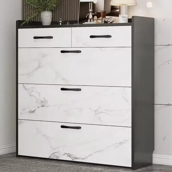 Shoe rack with cover