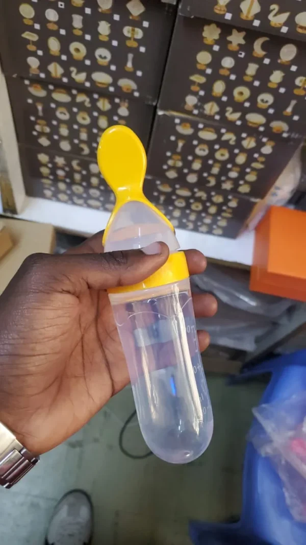 Silicone spoon feeder Kenya