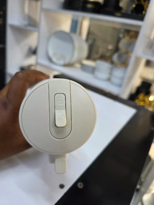 Kitchen oil storage bottle