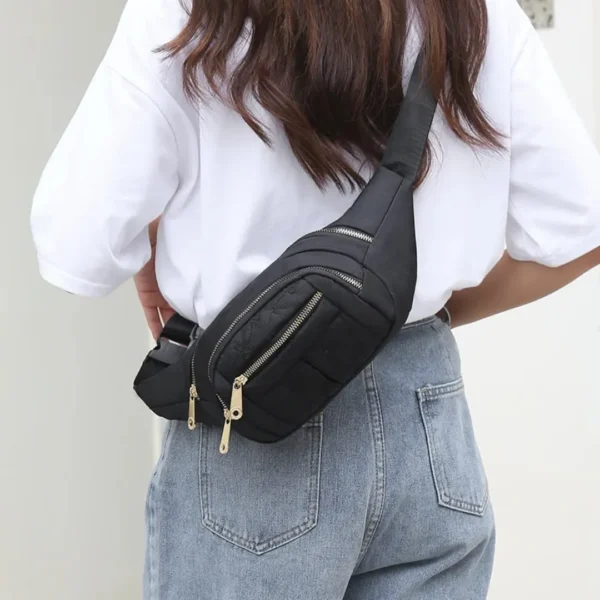 Women’s accessory bag