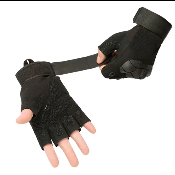 Anti slip gym gloves