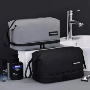 Travel cosmetic bag