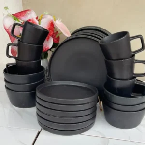 Sleek Black Dinner Set