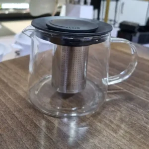 Glass teapot with infuser