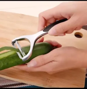 Premium Stainless Steel Vegetable Peeler 1 Premium Stainless Steel Vegetable Peeler