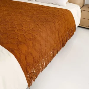 Knitted decorative throw